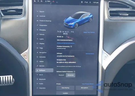 2013 Tesla Model S z USA, uszkodzony, nr VIN 5YJSA1DNXDFP06014